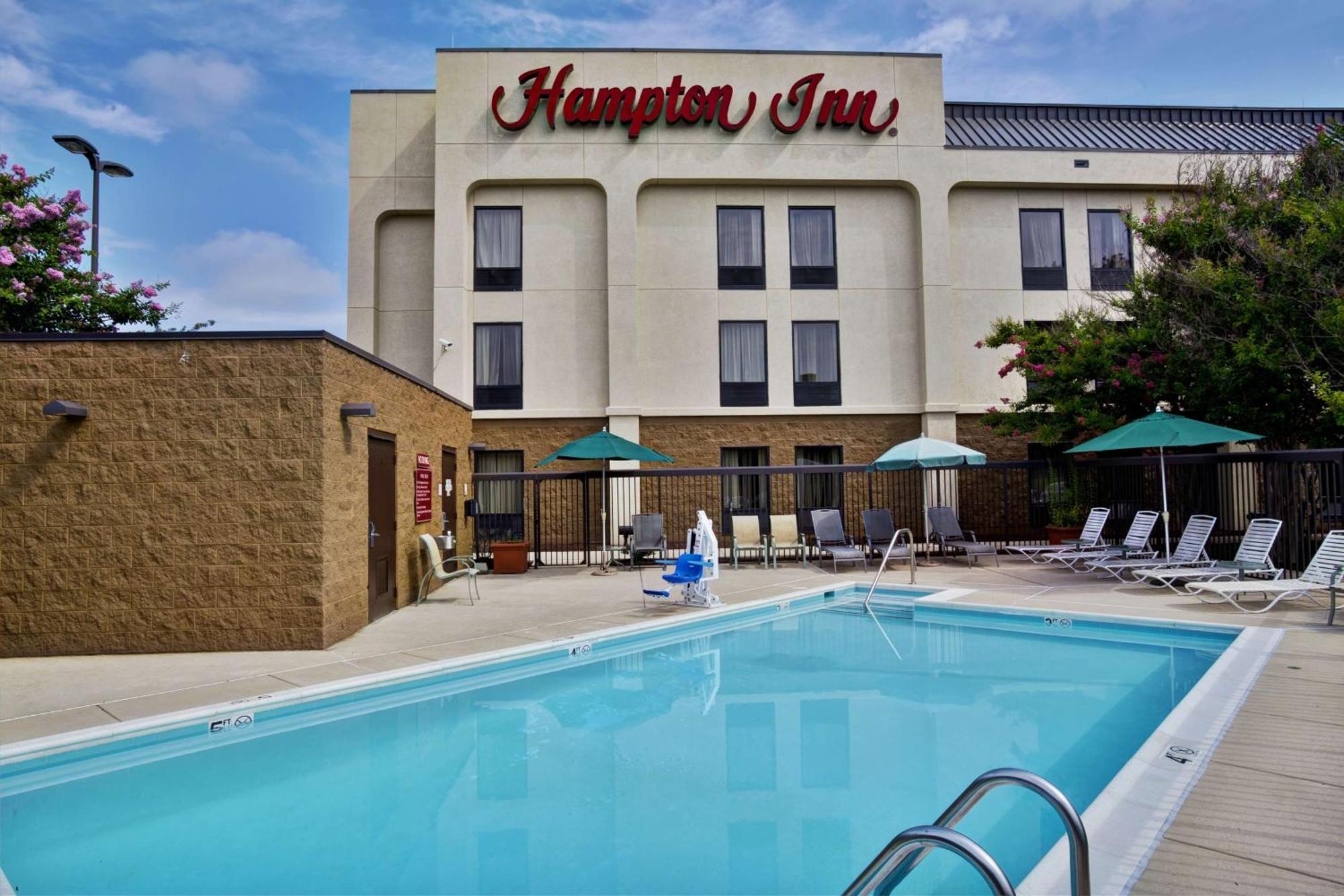 Hotel Hampton 3*
