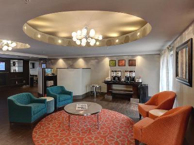Hampton Hotel
