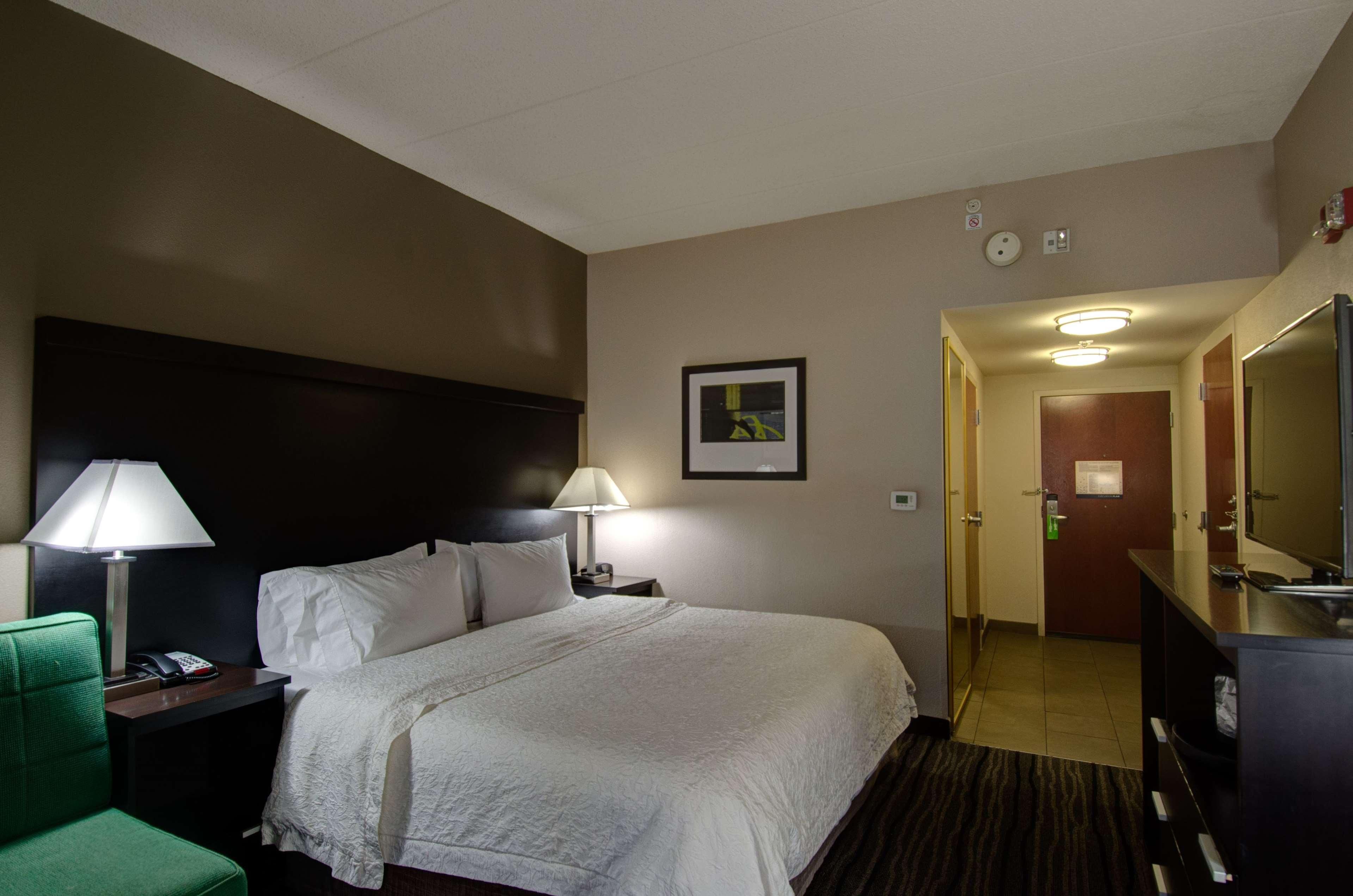 Hampton 3*